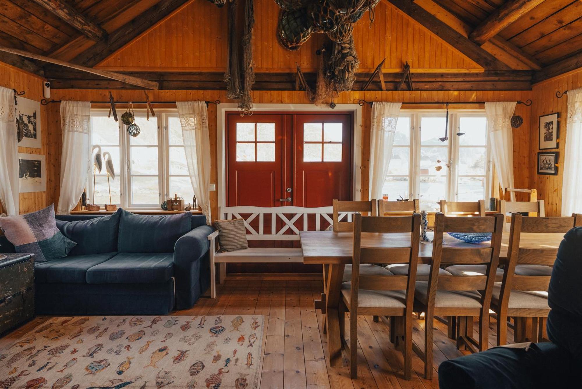 Дом отдыха Arctic Fishermans Lodge- Sauna Included